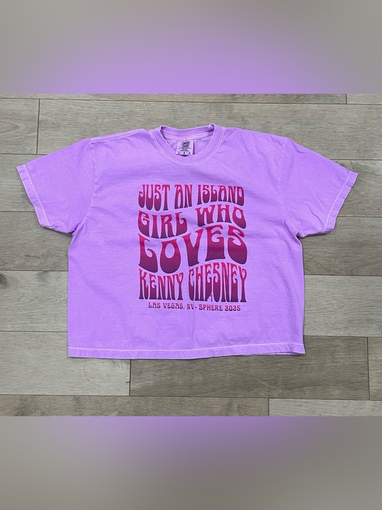 Comfort Colors Tops - Just an Island Girl Who Loves Kenny Chesney T-Shirt Women's L Cropped